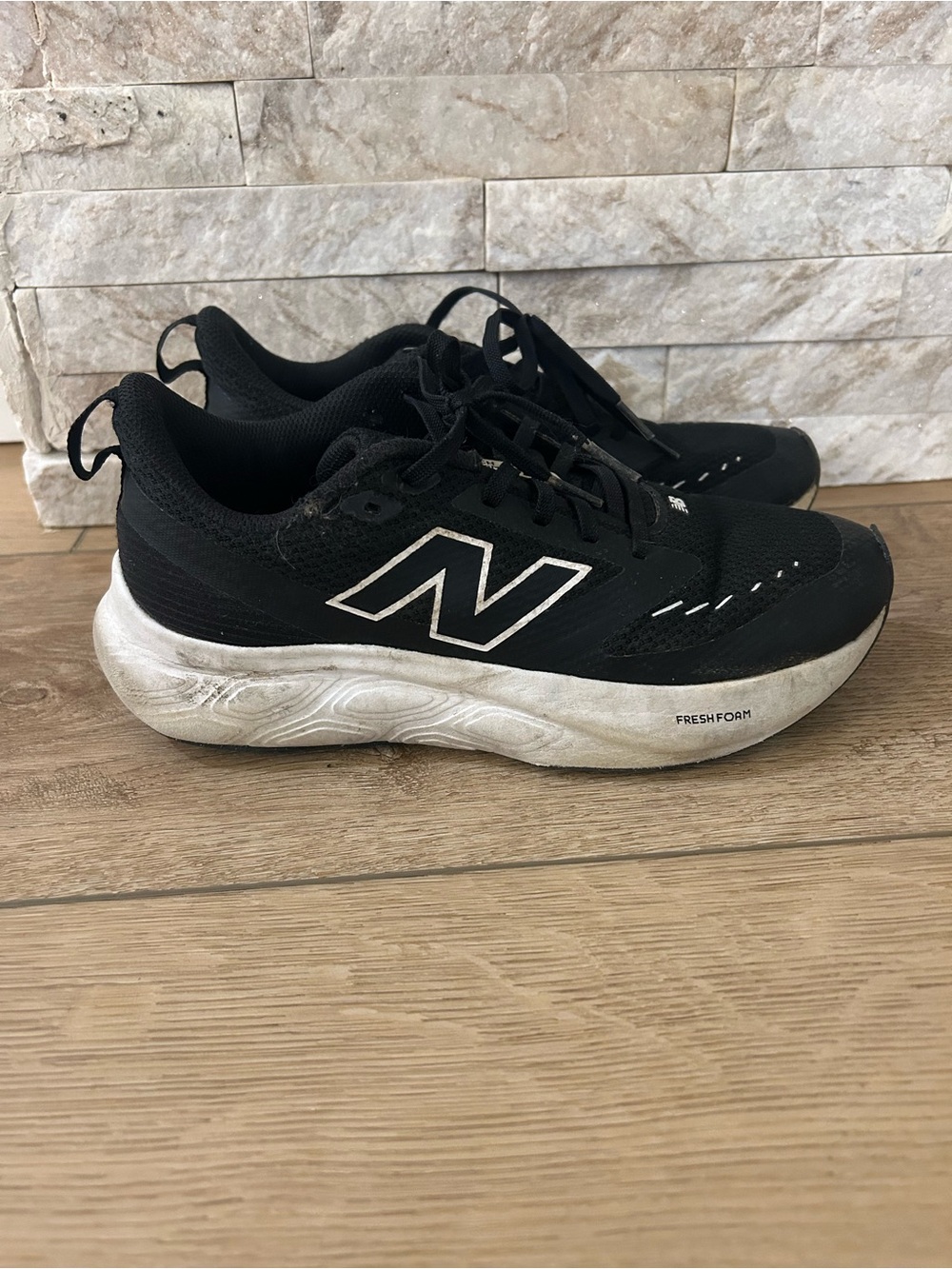 New Balance FF 625 Kids Running Shoes (GK625BK) Size 7M Used Good Condition